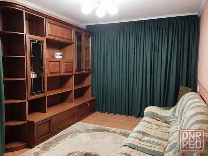 Продаю 3-х комнатную квартиру в Пролетарском районе, ул. Щетинина Донецк - изображение 1