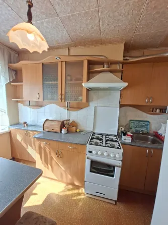 Продам 2-х ком. кв-ру на Раздольной Донецк