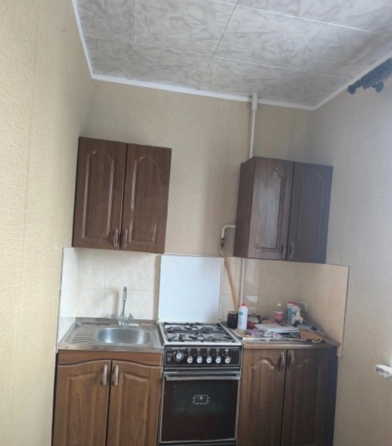 продажа 1 комнатной квартиры в г. макеевка,ханженково , м-н первомайский ориентир космос Макеевка