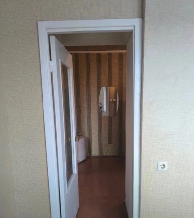 продажа 1 комнатной квартиры в г. макеевка,ханженково , м-н первомайский ориентир космос Макеевка
