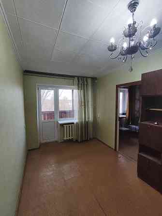 Продам квартиру 3 комнатная кв-л Металлург Макеевка