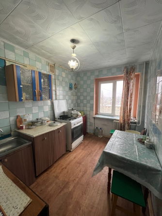 Продам 3 комн. квартиру, кв-л Гвардейский Макеевка