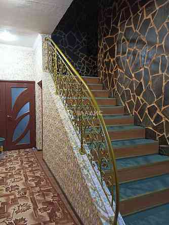 Продажа, 400 м², 8 комн.,  6-я улица Александровка  21 Донецк