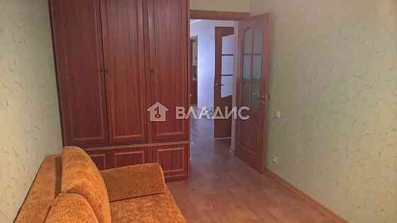 Продажа, 46.1 м², 2 комн.,  Червоногвардейский район  Ботаническая улица Макеевка