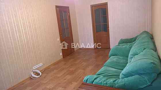 Продажа, 46.1 м², 2 комн.,  Червоногвардейский район  Ботаническая улица Макеевка