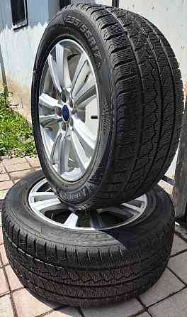 Зимние шины 235/55 R17 Донецк