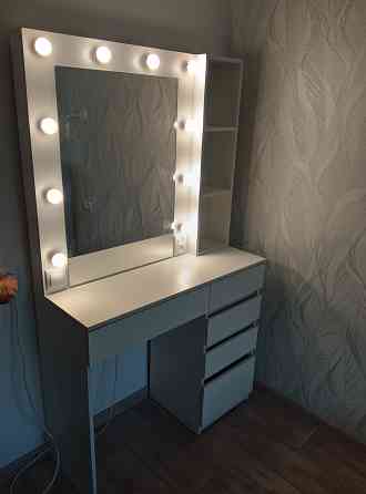 Гримерный стол Донецк