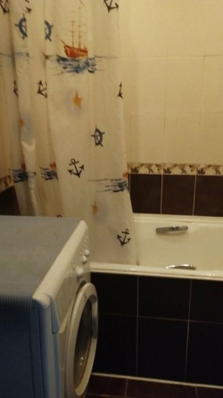 Сдаётся 2кв.Кировский рн.2/9 этаж. Донецк