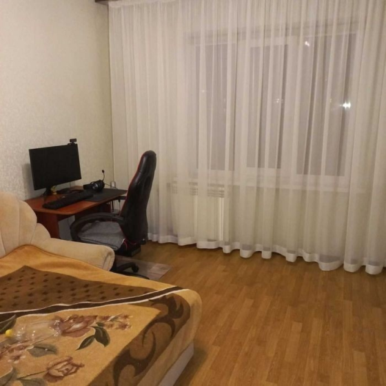 Сдаётся 2кв. в Пролетарском рн.4/5 этаж. Донецк