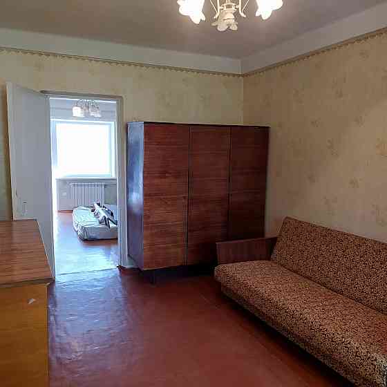 Продам 2-х ком. кв-ру 44 м кв. 3/5 ул.Артема р-к "Маяк" под ремонт Донецк