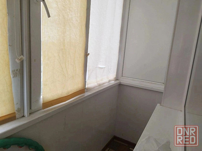 Продажа 1 комнатной квартиры (Гостинка) ,в Пролетарском районе Донецк - изображение 3