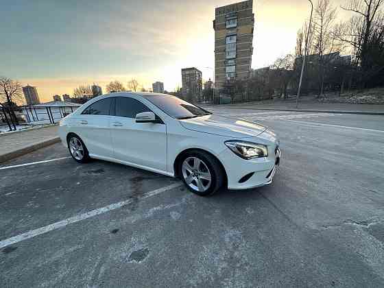 Продаю Mercedes ClA 2018 полный привод 2литра турбо Донецк
