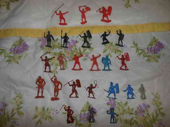 Солдатики дзи большие и малые -2 и другие. Енакиево