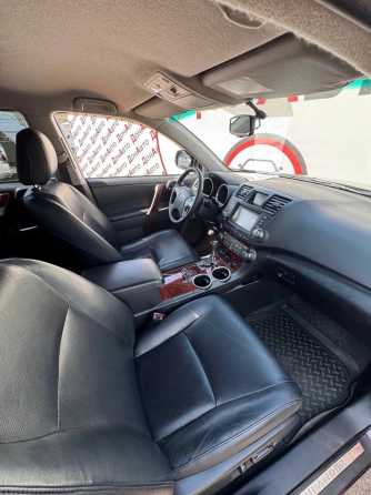 Продам Toyota Highlander Донецк