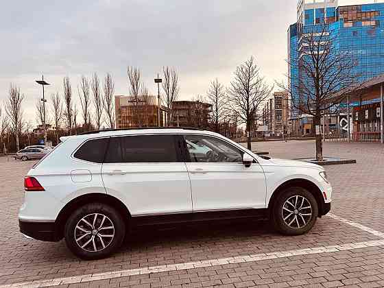 Volkswagen Tiguan SE 2021 2.0 TSI 4Motion Идеальное Состояние Донецк
