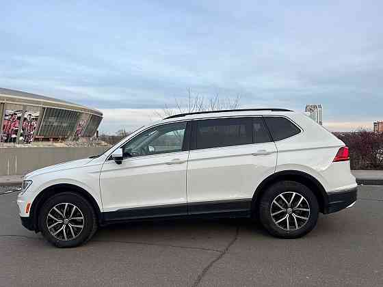 Volkswagen Tiguan SE 2021 2.0 TSI 4Motion Идеальное Состояние Донецк