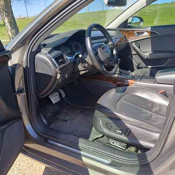 Audi A6C7 2014год Зугрэс