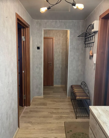Сдам 2 Ком Квартиру м-н Зелёный Макеевка