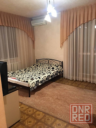 Сдам 1к кв посуточно в центре Донецк - изображение 4