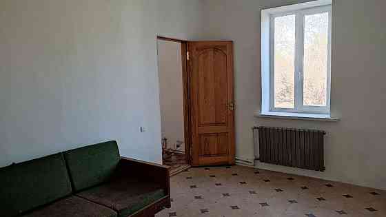 Продам квартиру на земле в Буденновском р-не г. Донецка Донецк