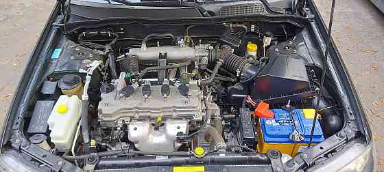 Nissan Almera Classic 1.6 (2011г.) Донецк