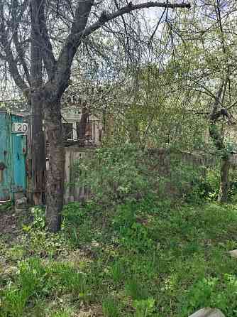 Продам участок с ветхим домом Донецк