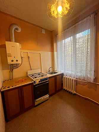 Продажа 2 к. квартиры , пл.Бакинских Комиссаров Донецк