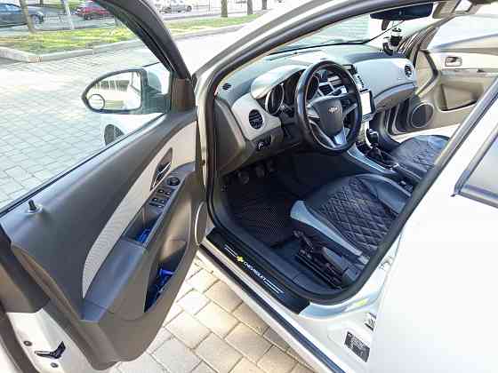 Продаю Chevrolet Cruze Донецк