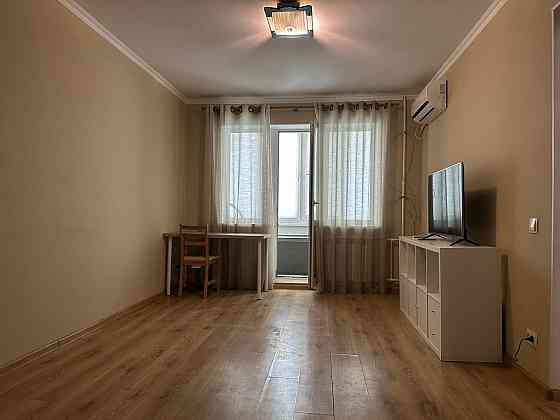 Продам 1 комнатную квартиру Мариуполь