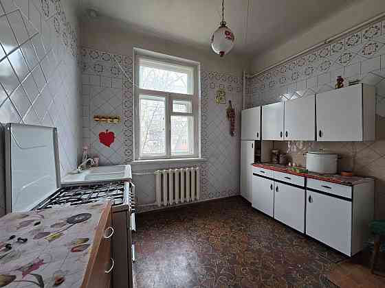 Продам 2 комнаты, 3-х комнатной квартиры ул. Артема, ориентир "Детский мир". Донецк