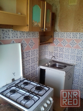Продам 1-к.кв.Текстильщик кон.77 цена 2 млн.руб Донецк - изображение 2