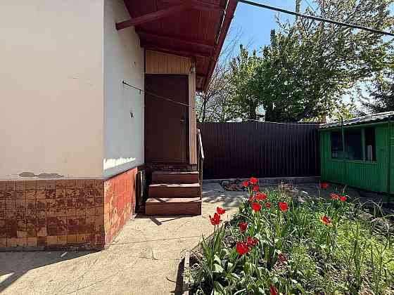 Продажа 3-х комнатной квартиры на земле в Пролетарском районе Донецка (ор-р 11 гор. больница) Донецк