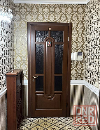Продам крупногабаритную 3х комнатную квартиру, центр Макеевка - изображение 2