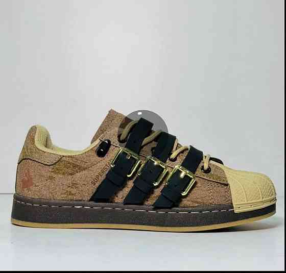 Кроссовки adidas Макеевка