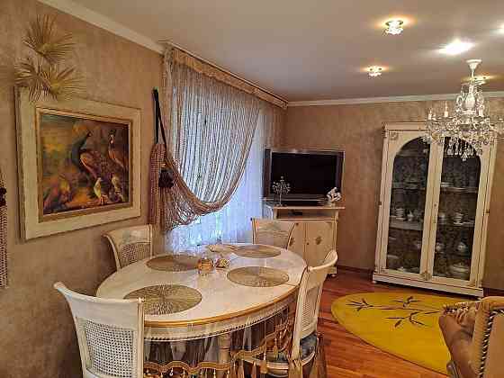 Продам 3 х ком квартиру с роскошным ремонтом Донецк