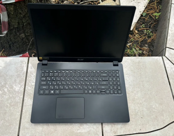 Acer 15 (core i3-8130,8gbDDR4,SSD256gb,inteluhd)-гарантия год Донецк