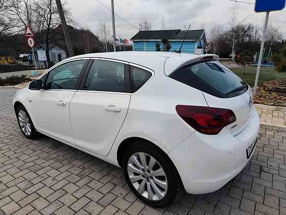 2012 Opel Astra J 1.6 автомат Донецк