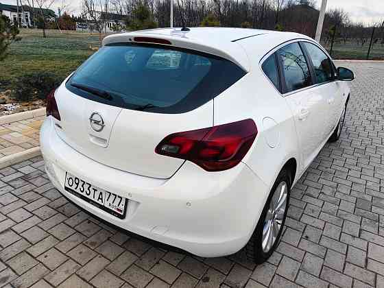 2012 Opel Astra J 1.6 автомат Донецк