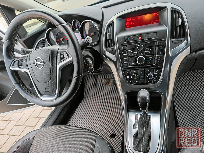 2012 Opel Astra J 1.6 автомат Донецк - изображение 6