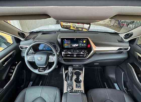 Toyota Highlander 2.0AT, 2025 Макеевка