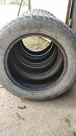 Продам резину зимнюю 185/65 r15 Донецк