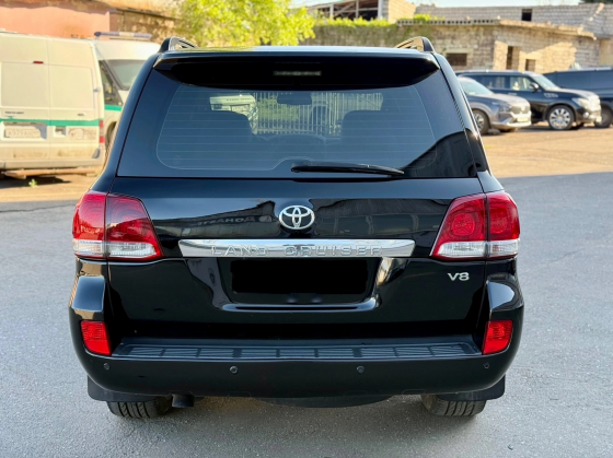 Продам Toyota Land Cruiser 200 Донецк