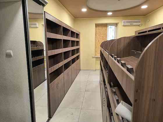 Продажа торговой мебели Макеевка