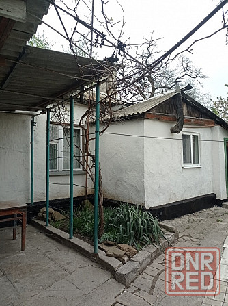 Продам 1/2 дома в центре Макеевка - изображение 1