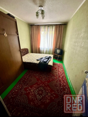 Продажа 2 комн. квартиры, м-н Калининский Макеевка - изображение 2