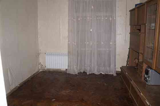 Продам 2х- комнатную сталинку на Ильича Мариуполь