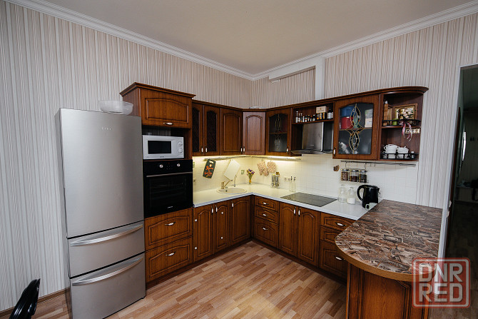 Продам 3-х комн 100 м² Новострой в Калининском р-не. Ремонт. Мебель. Техника. Консьерж. Парковка. Донецк - изображение 5