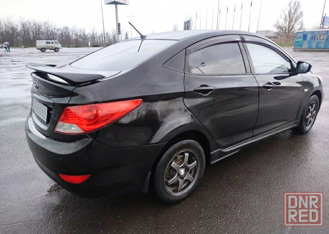 Цена Ниже Рынка ! 740 тыс.руб. Хюндай Солярис. Автомат. Автотека Зелёная. Мотор 1.4л, стоит Газ Донецк - изображение 3