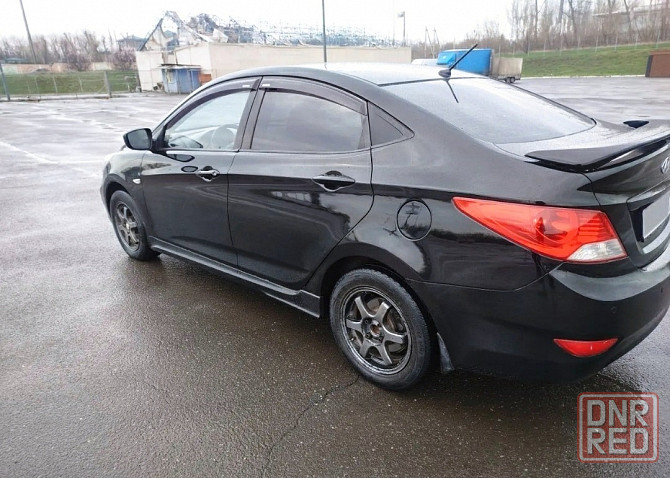 Цена Ниже Рынка ! 740 тыс.руб. Хюндай Солярис. Автомат. Автотека Зелёная. Мотор 1.4л, стоит Газ Донецк - изображение 4