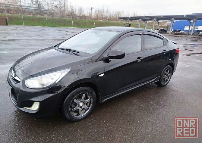 Цена Ниже Рынка ! 740 тыс.руб. Хюндай Солярис. Автомат. Автотека Зелёная. Мотор 1.4л, стоит Газ Донецк - изображение 1